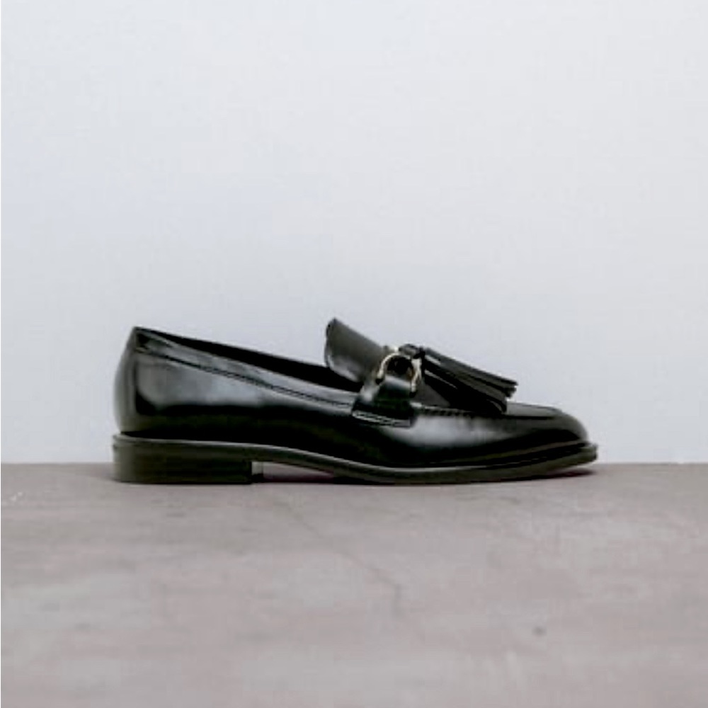 ZARA FLAT TASSEL LOAFERS